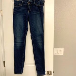 Lucky Brand Jean Size 27 Dark Blue Distressed
